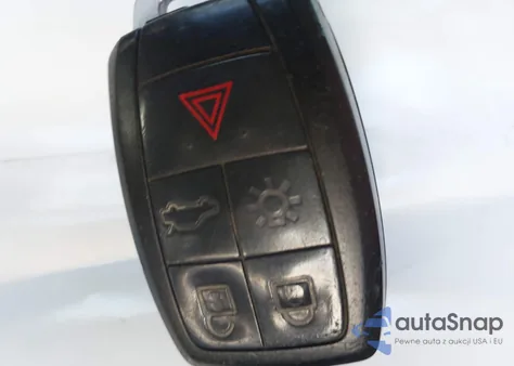 2011 Volvo C70 T5 from USA, damaged, VIN YV1672MC0BJ120734